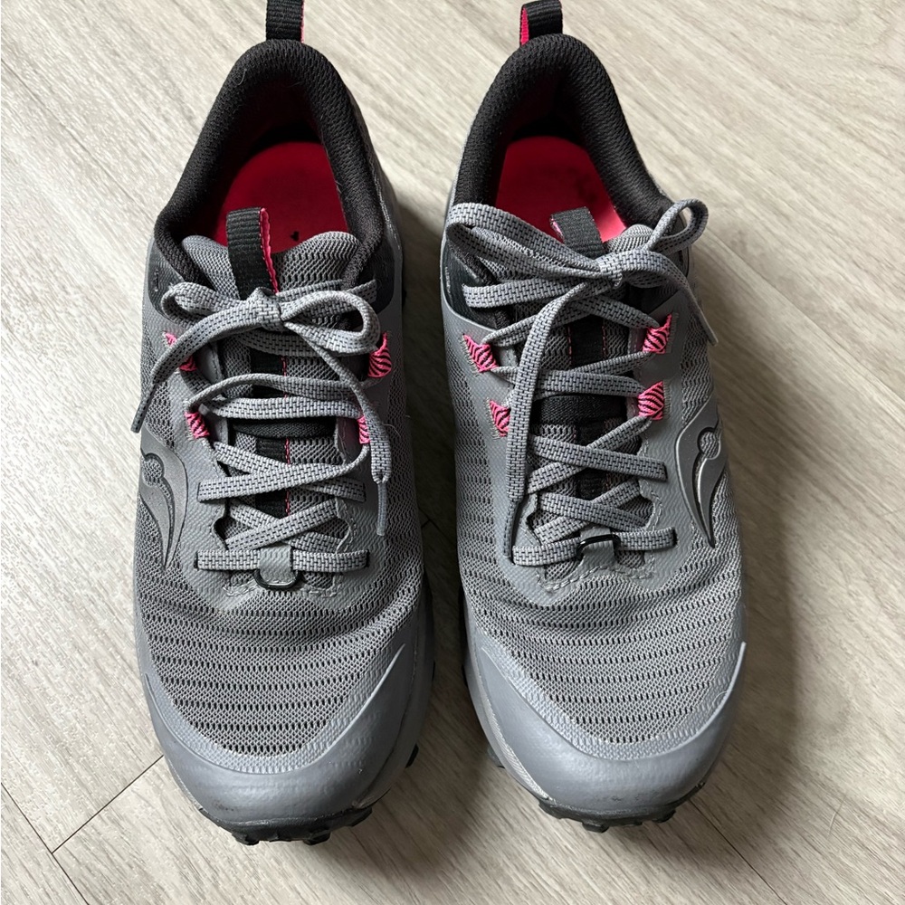 Saucony Gore-Tex Gray and Pink Trail Running Shoes